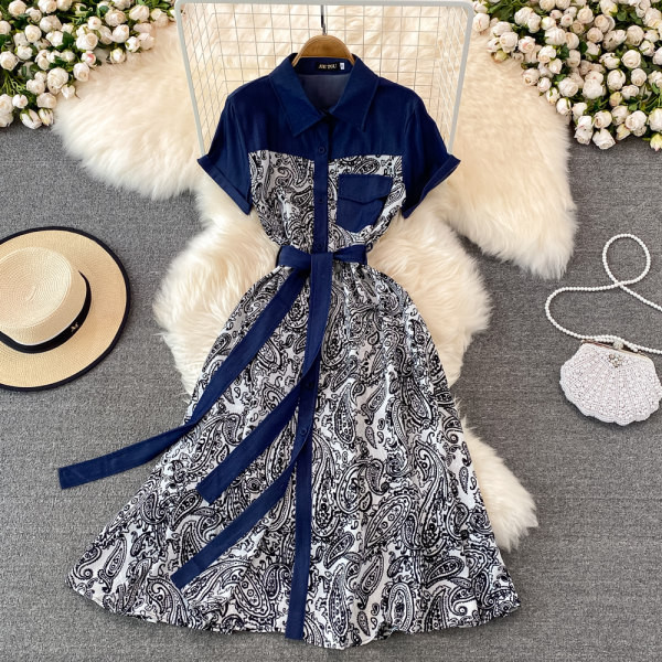 Kahes värvitoonis stiilne naiste nööpidega kleit