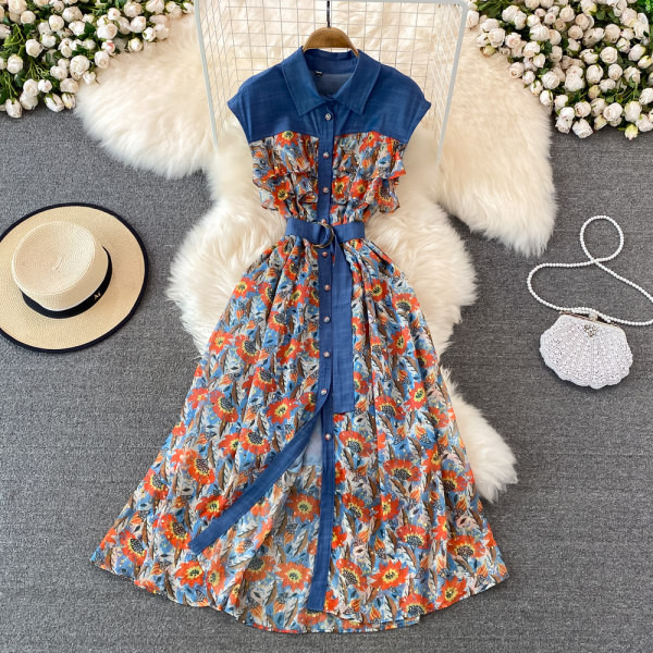 Suvine teksatükkidega kleit