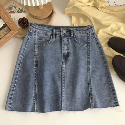 Κοντή τζιν φούστα με τσέπες