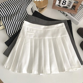 Lühike plisseeritud seelik kolmes värvitoonis