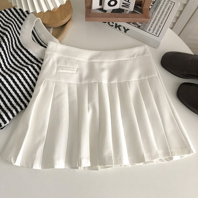 Lühike plisseeritud seelik kolmes värvitoonis