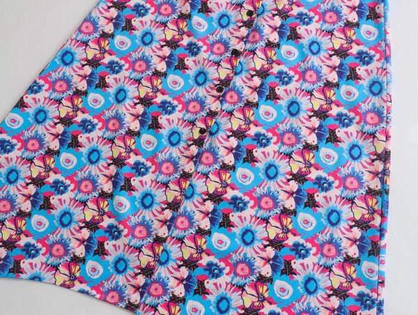 Naiste vabaaja kleit õhukeste rihmadega