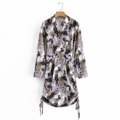 Γυναικείο φόρεμα με  λαιμόκοψη και κορδόνια