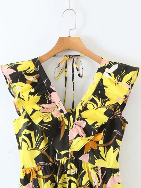 Lillemotiivide ja V-kaelusega naiste suvekleit