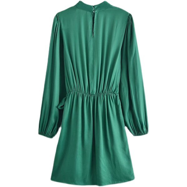 Lihtne mudel naiste kleit paelaga