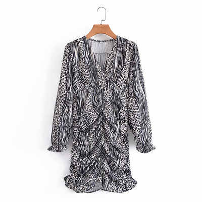 Moodne loomatrükise ja spitsikaelusega naiste kleit