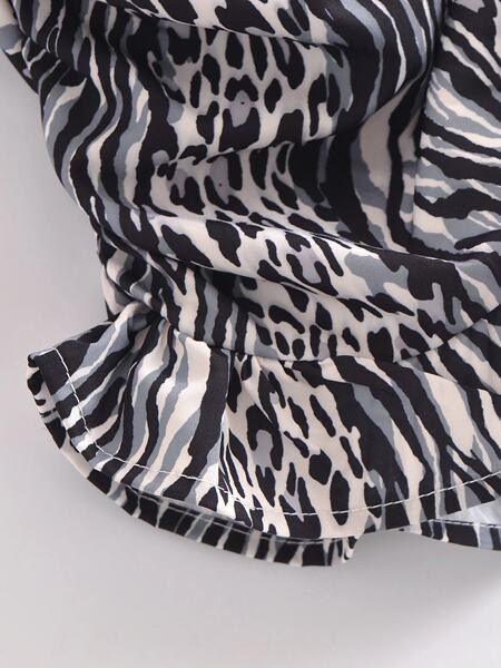 Moodne loomatrükise ja spitsikaelusega naiste kleit