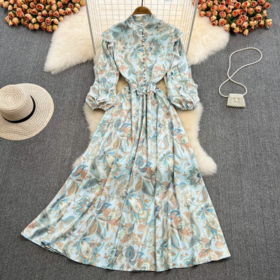 Γυναικείο μακρύ φόρεμα με φλοράλ μοτίβα και κούμπωμα με κουμπιά