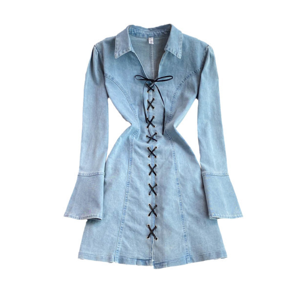 Naiste lühike lipsudega teksakleit