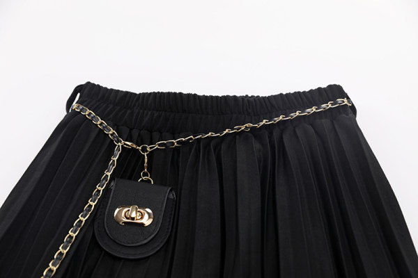 Naiste kõrge vöökoha ja vöökaunistusega seelik