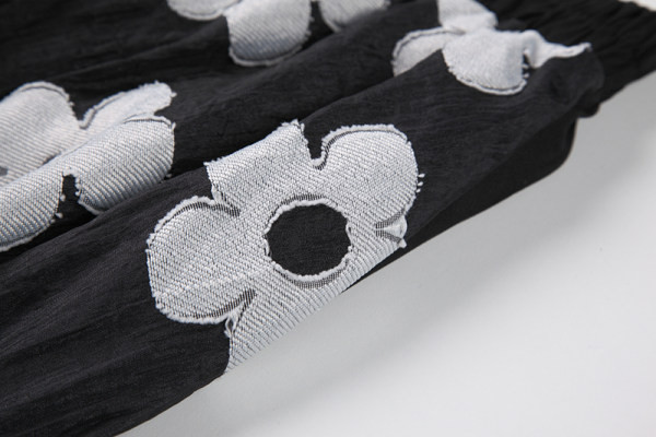 Naiste kõrge vöökoha lõikega seelik