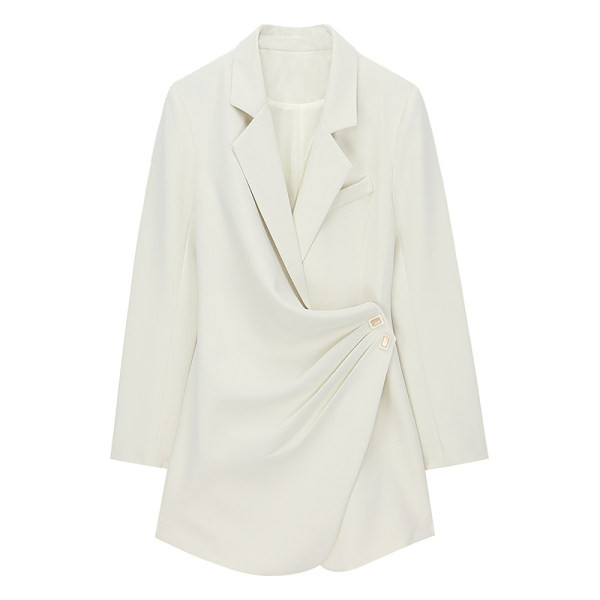 Γυναικείο φόρεμα με μαζεμένο μπροστινό μέρος