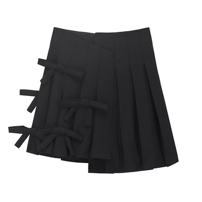 Asümmeetriline paeltega plisseeritud seelik