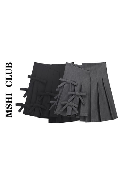 Asümmeetriline paeltega plisseeritud seelik