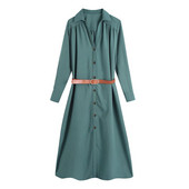 Naiste vabaaja kleit spitsikaelusega ja vööga