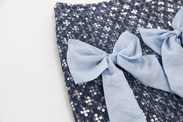 Praegune naiste seelik paeltega