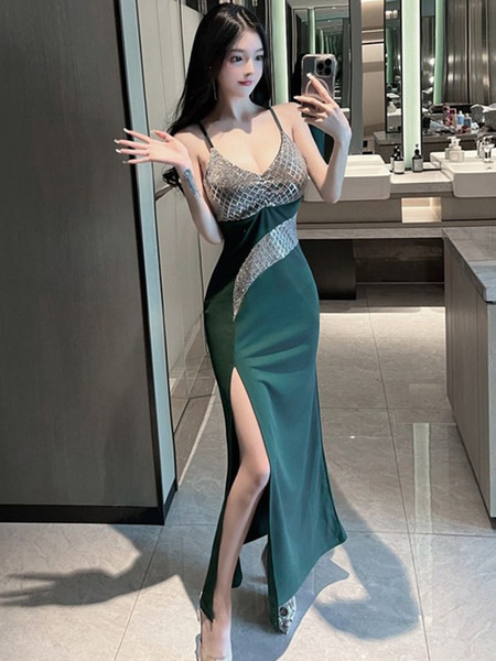 Moodne naiste pikk lõhiku ja peenikeste rihmadega kleit