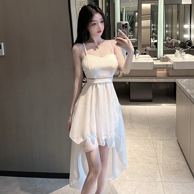 Γυναικείο ασύμμετρο φόρεμα με τιράντες