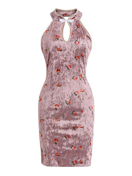 Moodne kõrge kraega naiste sametkleit