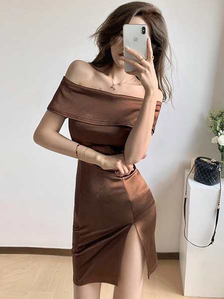 Rochie de dama cu decolteu barca