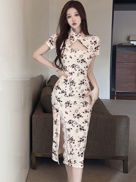 Γυναικείο φόρεμα με σκίσιμο και κοντό μανίκι