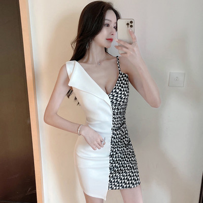 Naiste moodne liibuv kleit õhukeste rihmadega