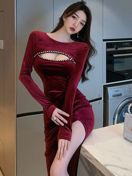 Pikk naiste sametkleit