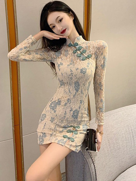 Naiste kleit pitsvarrukatega - kahte värvi