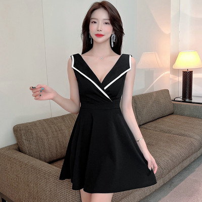 Uut mudelit mitmes värvitoonis spitsikaelusega naiste kleit