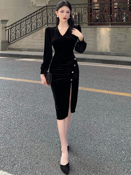 Naiste pikk V-kaelusega sametkleit