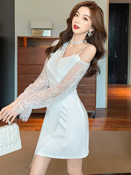 Naiste kleit pitsvarrukate ja V-kaelusega