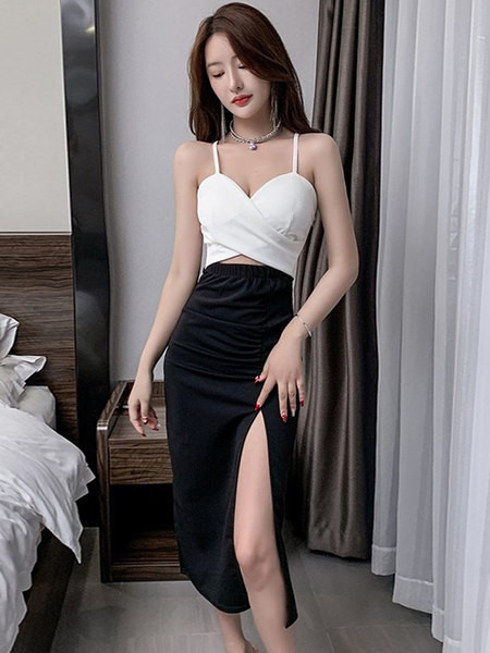 Naiste pikk lõhikuga kleit