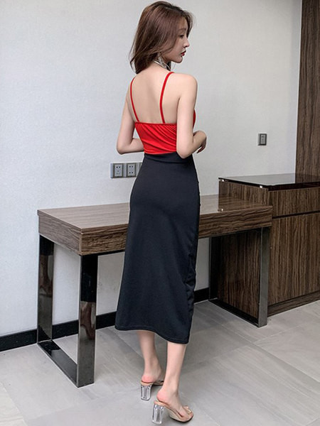 Naiste pikk lõhikuga kleit