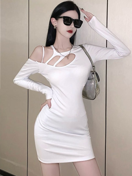 Naiste vabaaja kleit pikkade varrukatega