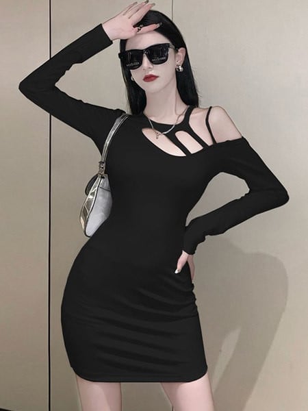 Naiste vabaaja kleit pikkade varrukatega