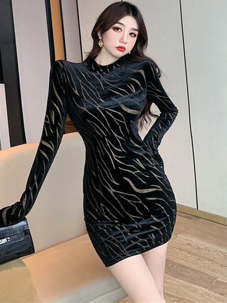 Liibunud sametkleit sebratrükiga