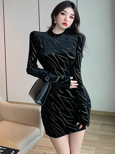 Liibunud sametkleit sebratrükiga