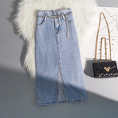 Naiste teksaseelik metallist vöö ja lõhikuga