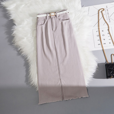 Naiste pikk seelik kõrge vöö ja vööga