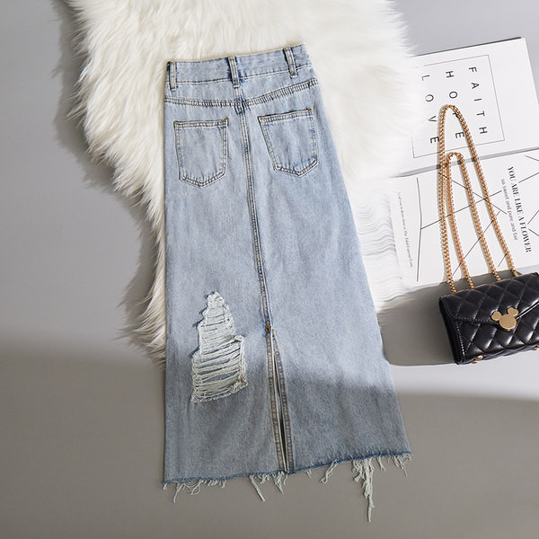 Lõhiku ja kõrge vöökohaga teksaseelik