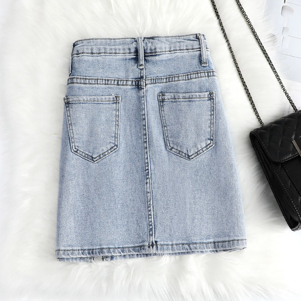 Fusta scurta din denim cu nasture