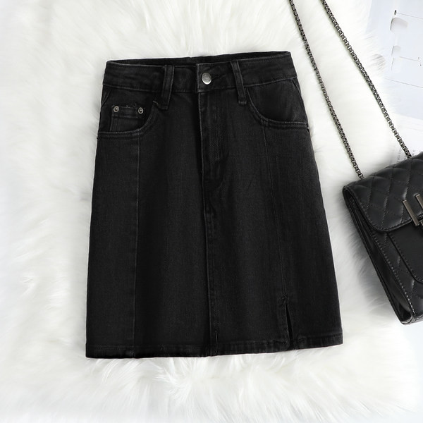 Fusta scurta din denim cu nasture