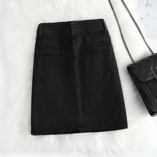 Fusta scurta din denim cu nasture