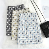 Värviline kõrge vöökohaga seelik