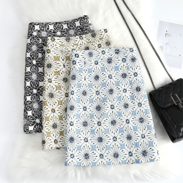 Värviline kõrge vöökohaga seelik