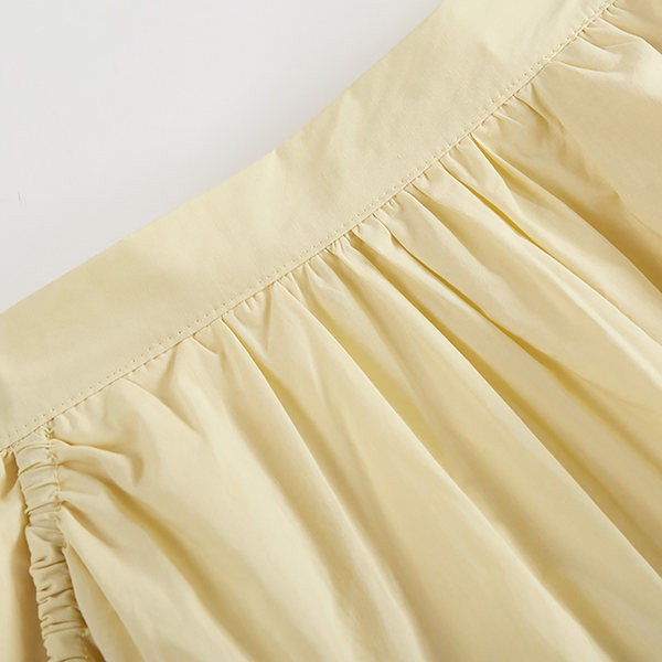 Casual pikk seelik – lõikega seelik