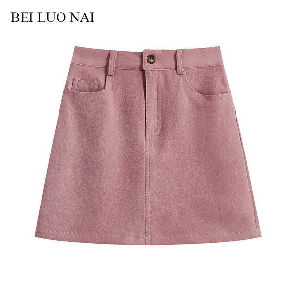 Κοντή γυναικεία φούστα με ψηλή μέση και τσέπες