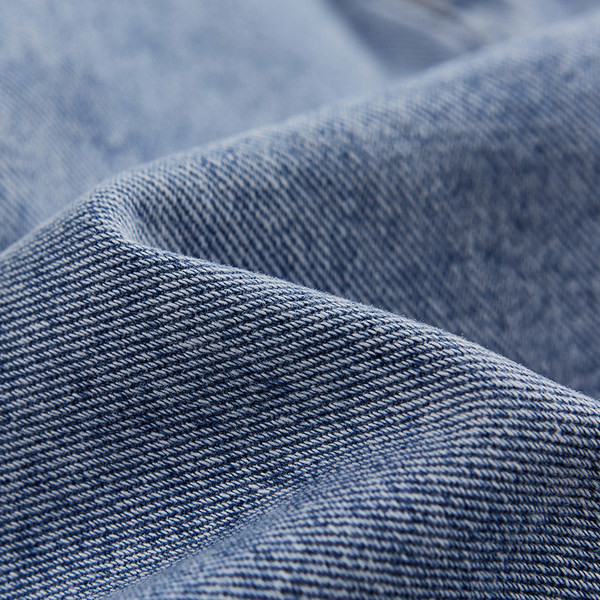 Lühike nööbiga teksaseelik