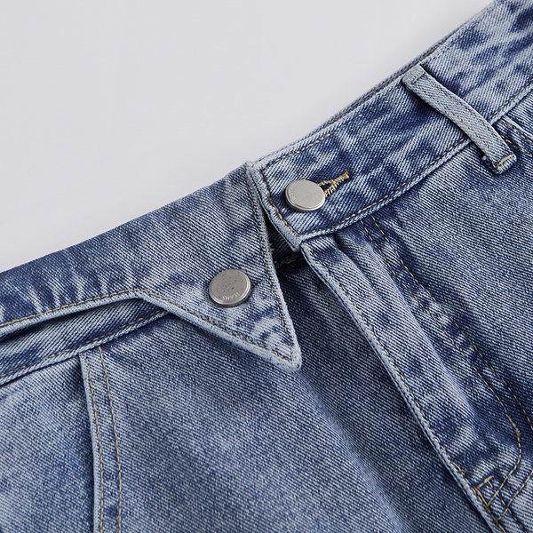 Naiste kõrge vöökoha ja nööpkinnitusega teksaseelik