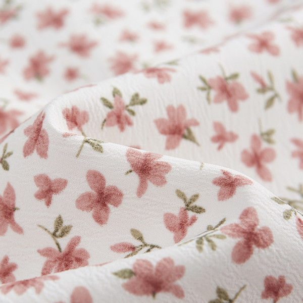 Lühike lillemotiividega seelik